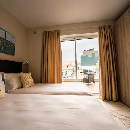 Mediterranean Living Right By The Sea * St. Paul's Bay